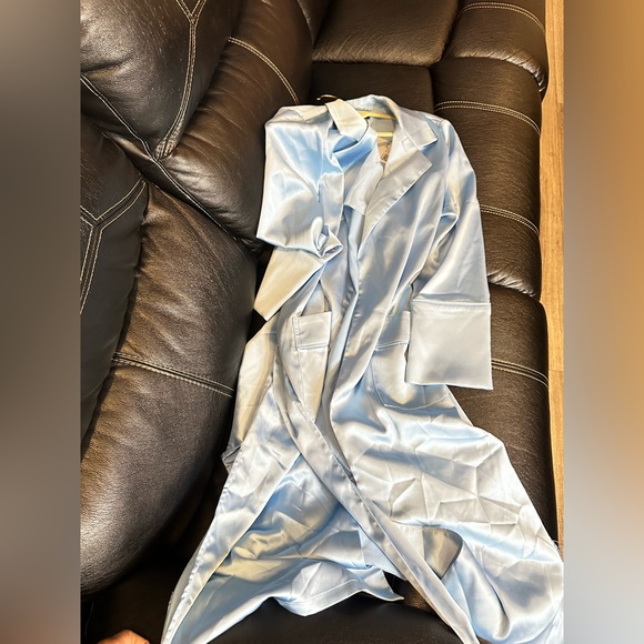 Light Blue Satin Robe - Picture 2 of 9
